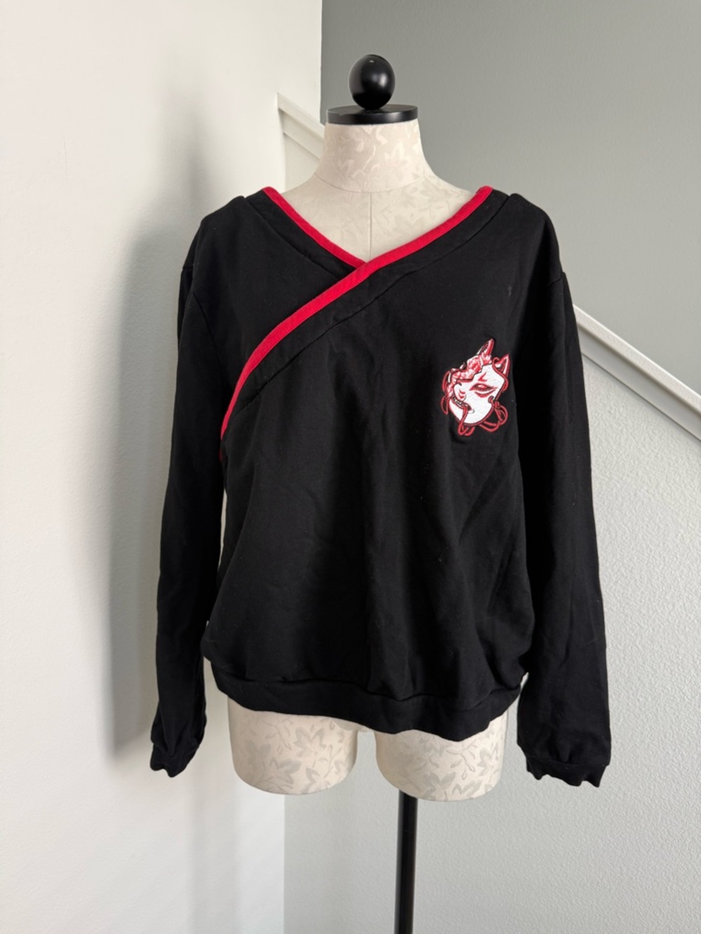 Iron Yokai Blooming Kitsune Sweater Long Sleeved Shirt. Size Large Anime Cosplay